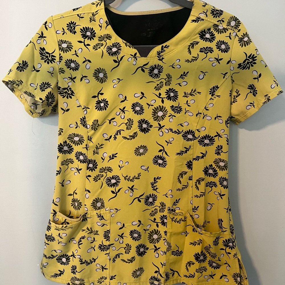 Cherokee Infinity Yellow Floral Scrub Top